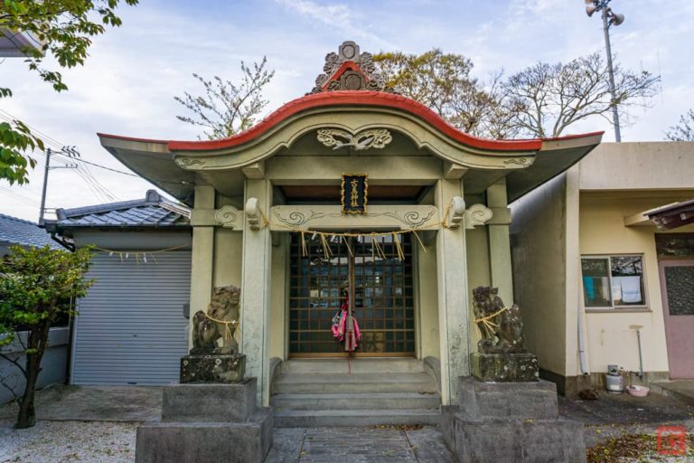 古烏神社（阿南市宝田町川原） たんぽぽろぐ